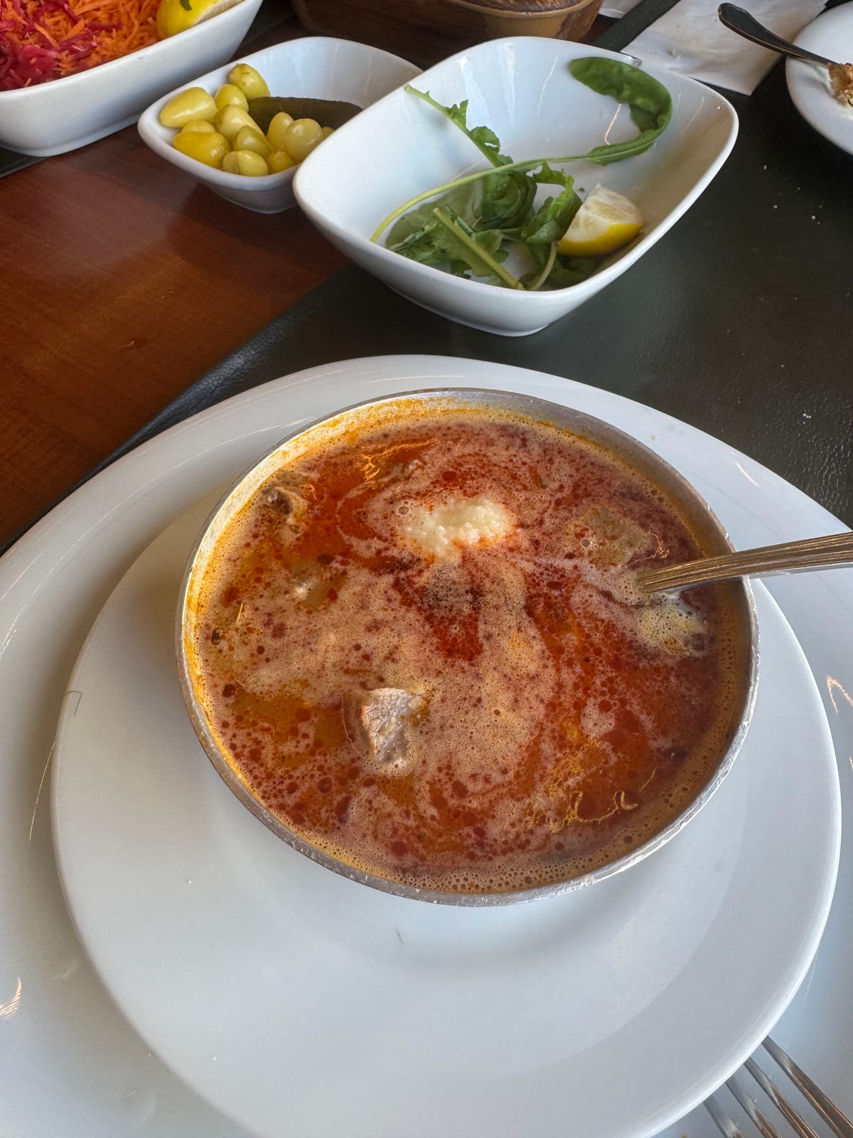 Terbiyeli işkembe çorbası