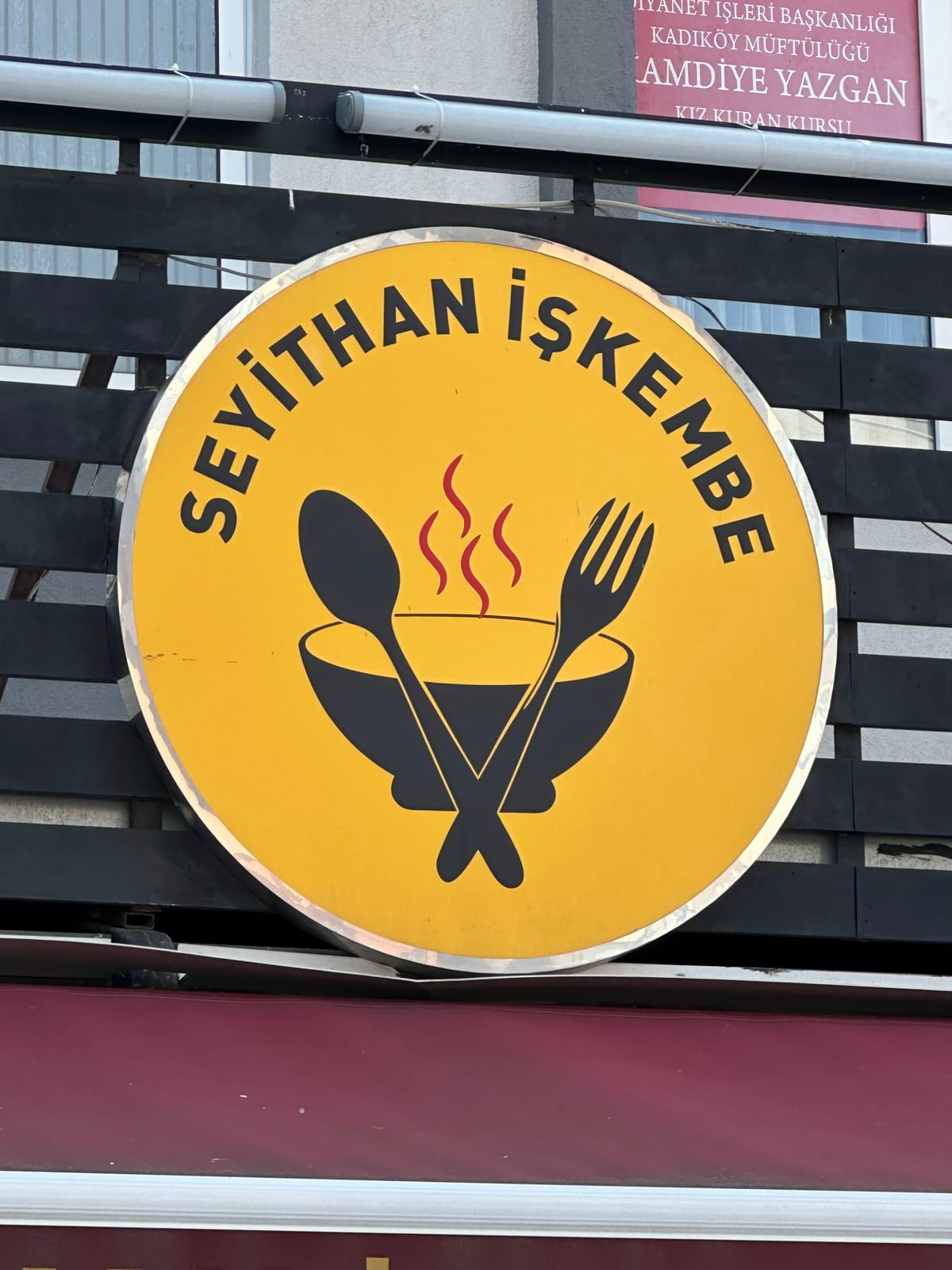 Seyithan İşkembe tabelası