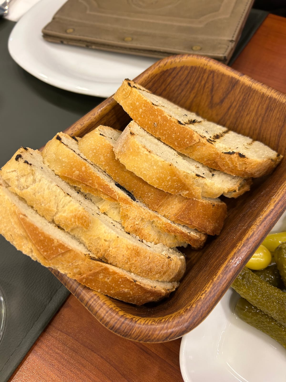 Izgara ekmek sepeti